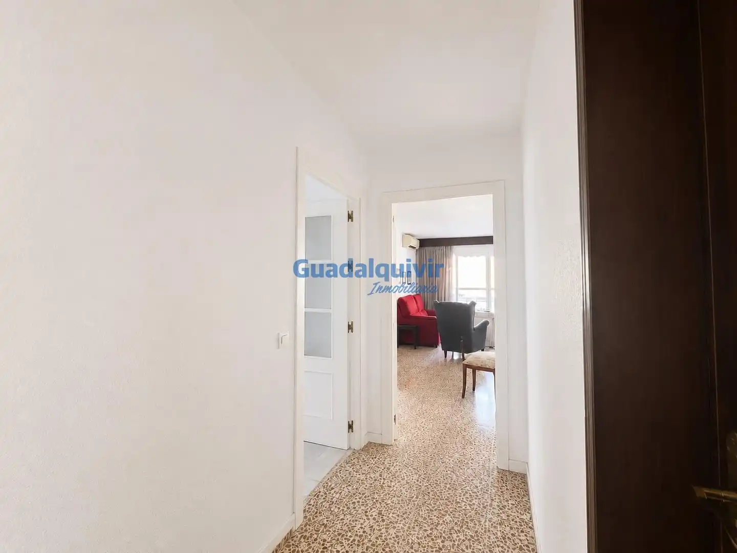Flat for sale in Sevilla  with Air Conditioner, Terrace and Storage room