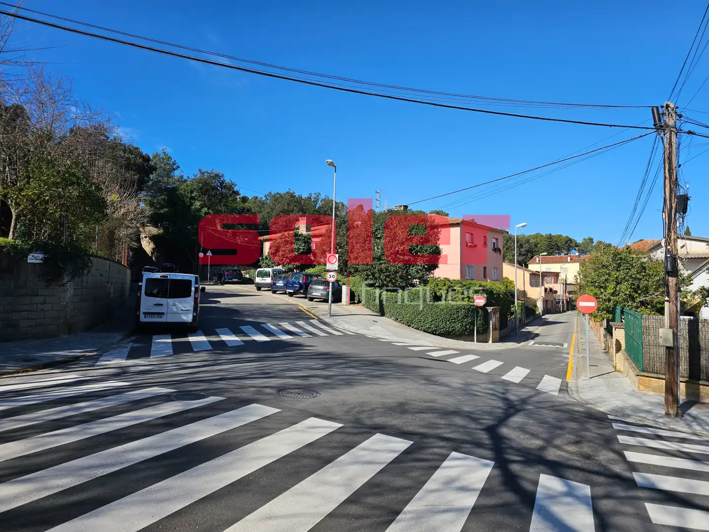 Vista exterior de Local de lloguer en Sant Cugat del Vallès