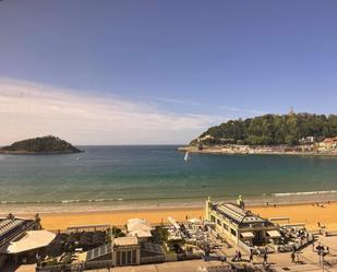 Vista exterior de Pis de lloguer en Donostia - San Sebastián  amb Calefacció i Balcó