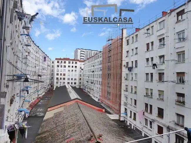 Exterior view of Flat for rent in Basurtu - Zorrotza