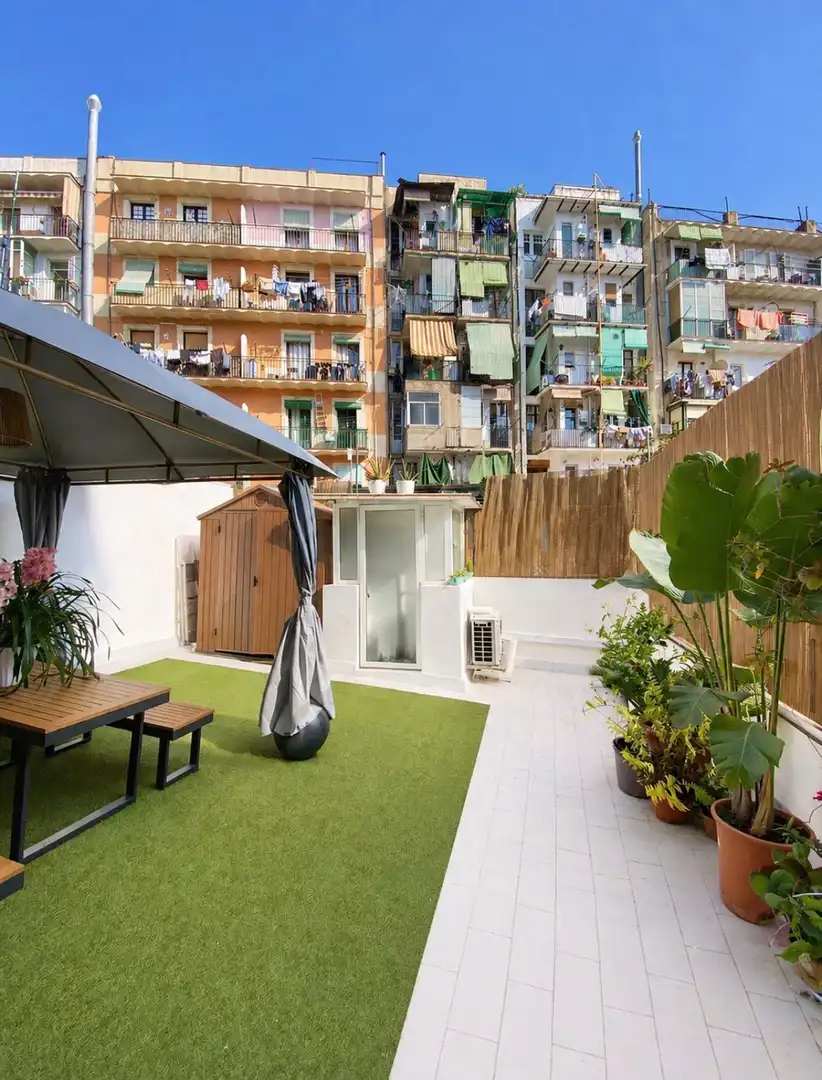 Terrace of Duplexes for rent to own in Barcelona  with Air Conditioner, Private garden and Pets allowed