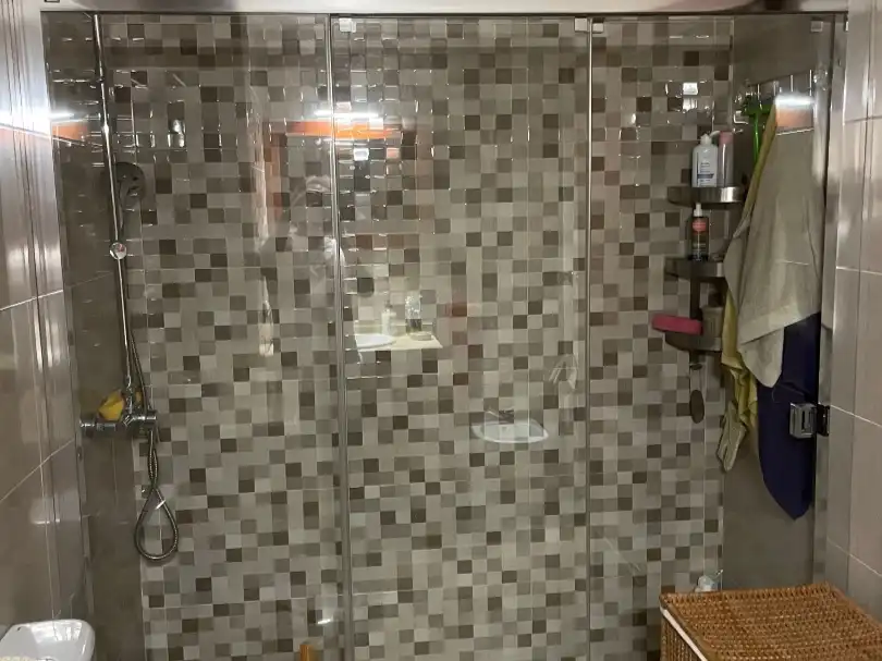 Bathroom of Flat for sale in  Sevilla Capital  with Air Conditioner