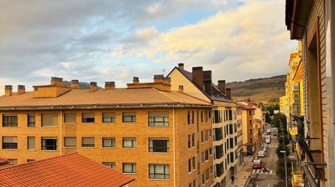 Foto 2 de Pis en venda a Calle Merindad de Sanguesa, 6, Burlada / Burlata, Navarra