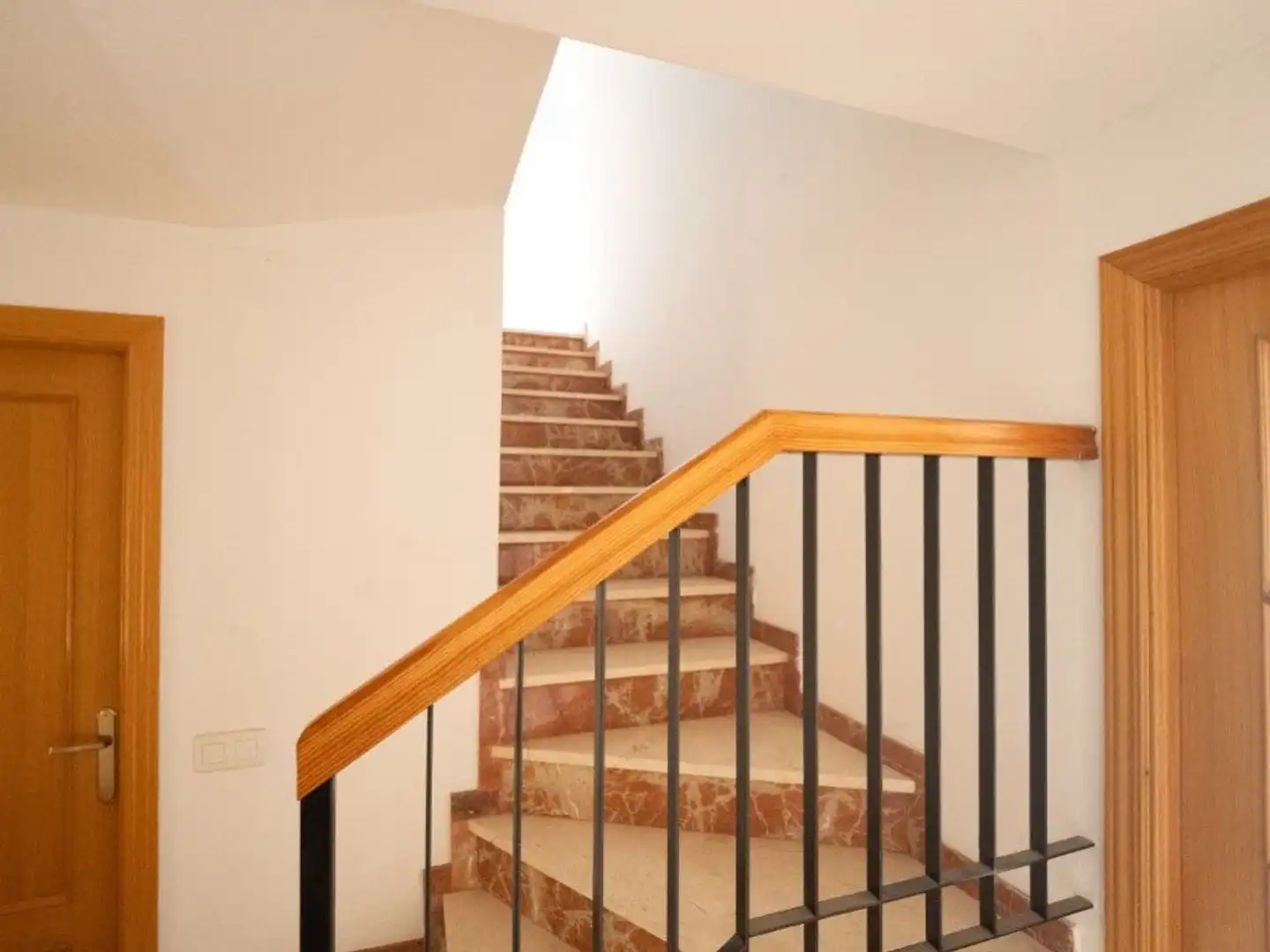 Detached homes for sale in Macastre  with Terrace