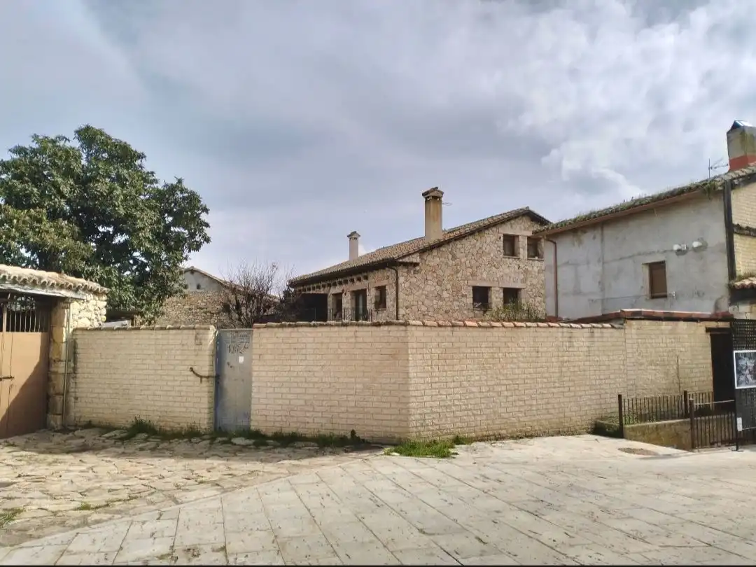 Vista exterior de Residencial en venta en Torremocha de Jarama
