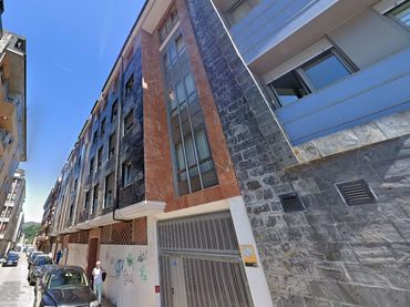 Local comercial en venta en La Felguera