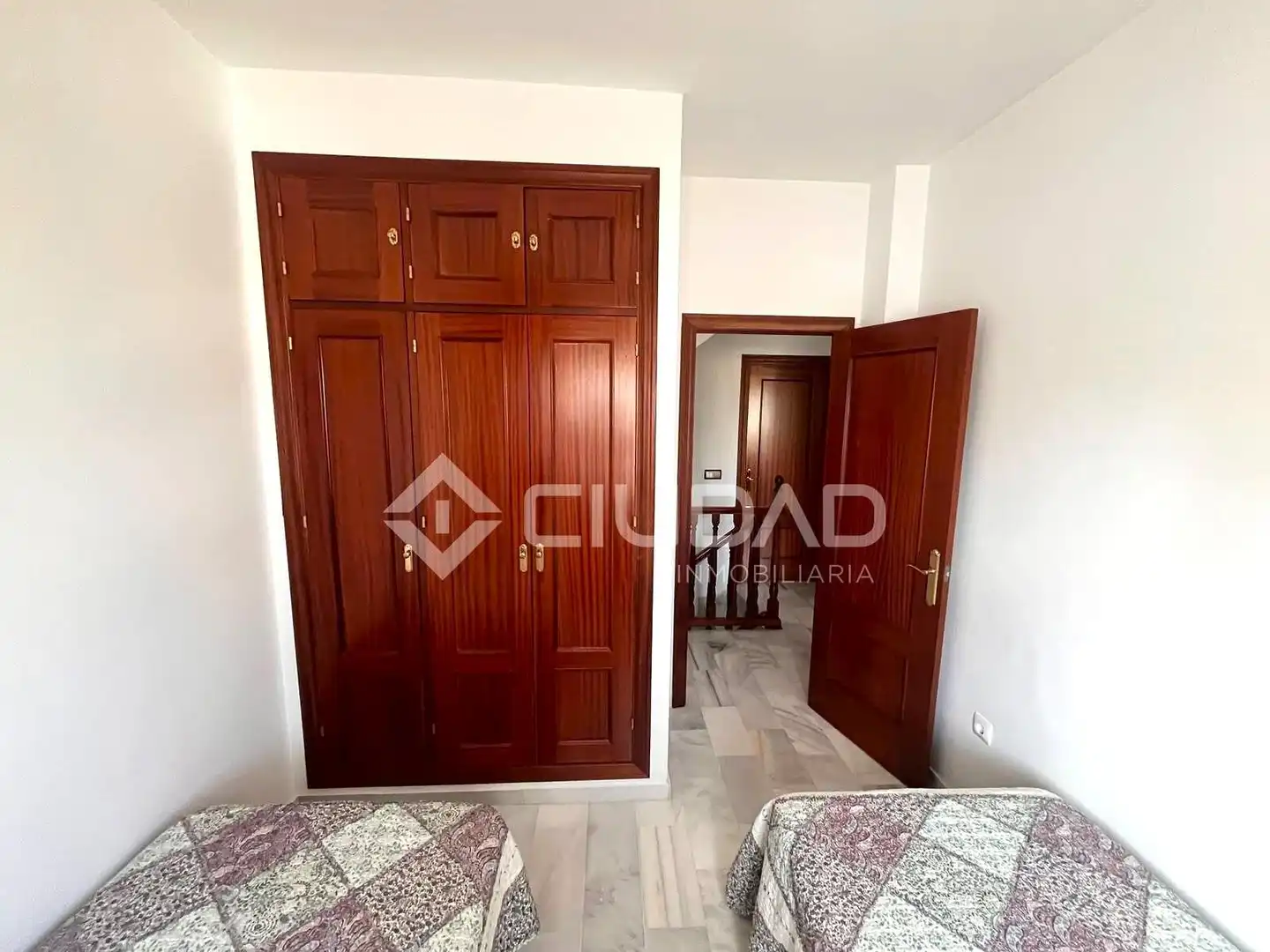 Habitación de Casa adosada en venta en Sanlúcar de Barrameda con Aire acondicionado, Jardín privado y Terraza