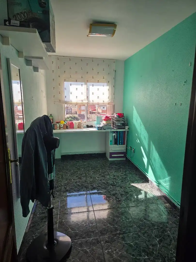 Habitación de Piso en venta en Terrassa con Aire acondicionado, Calefacción y Horno