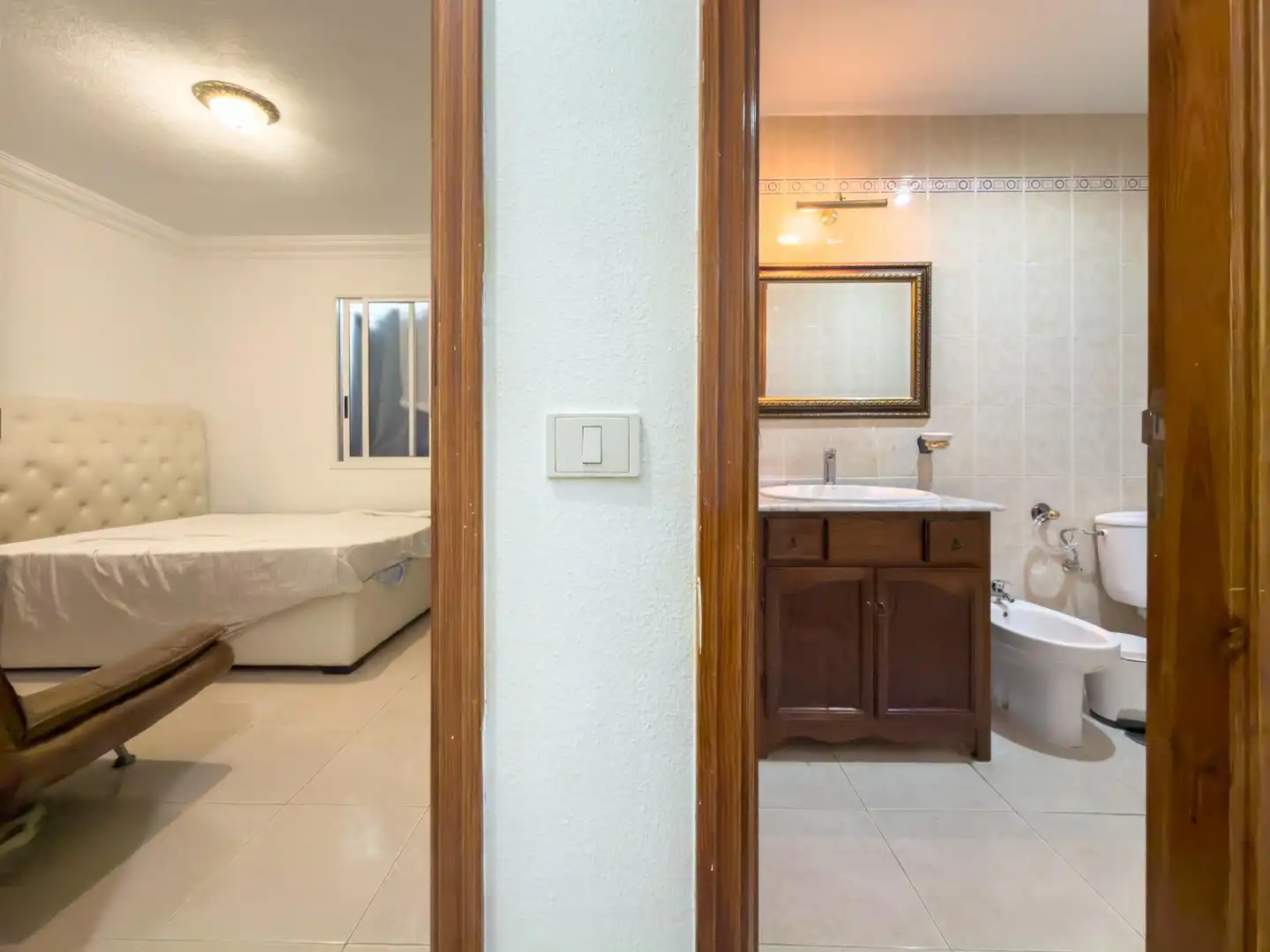 Badezimmer von Erdgeschoss zum Verkauf in San Cristóbal de la Laguna mit Klimaanlage und Terrasse