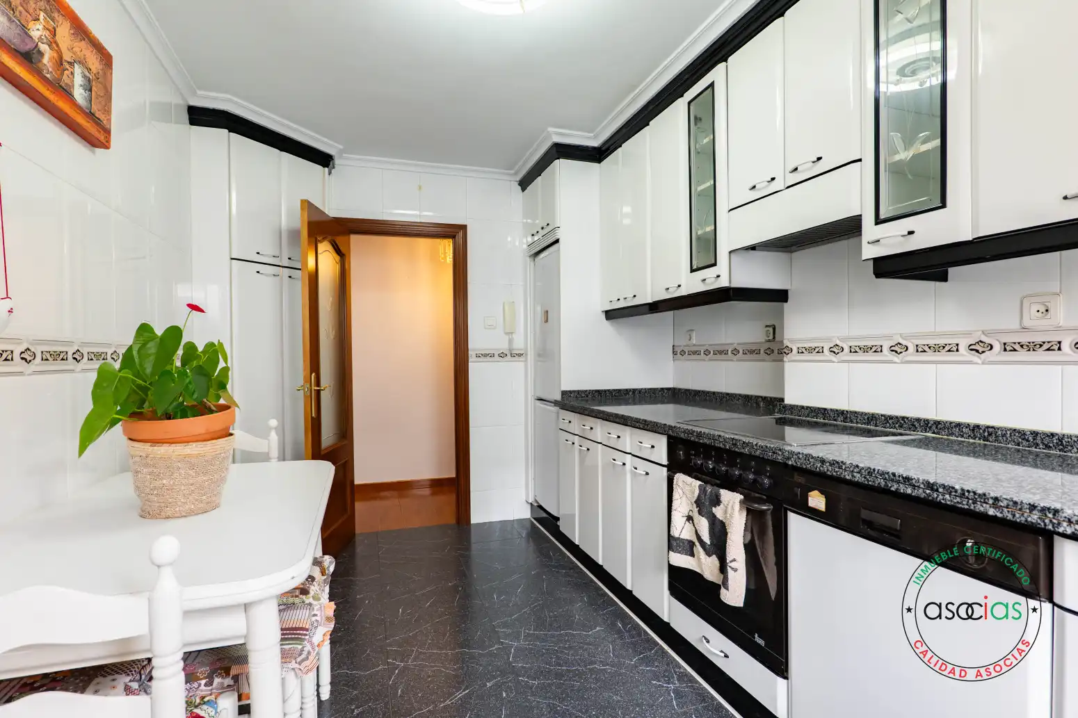 Cocina de Piso en venta en Gijón  con Calefacción