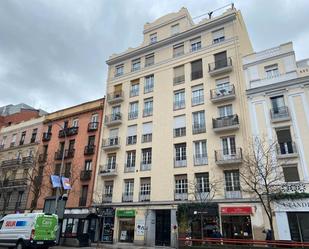 Exterior view of Flat to rent in  Madrid Capital  with Heating and Furnished