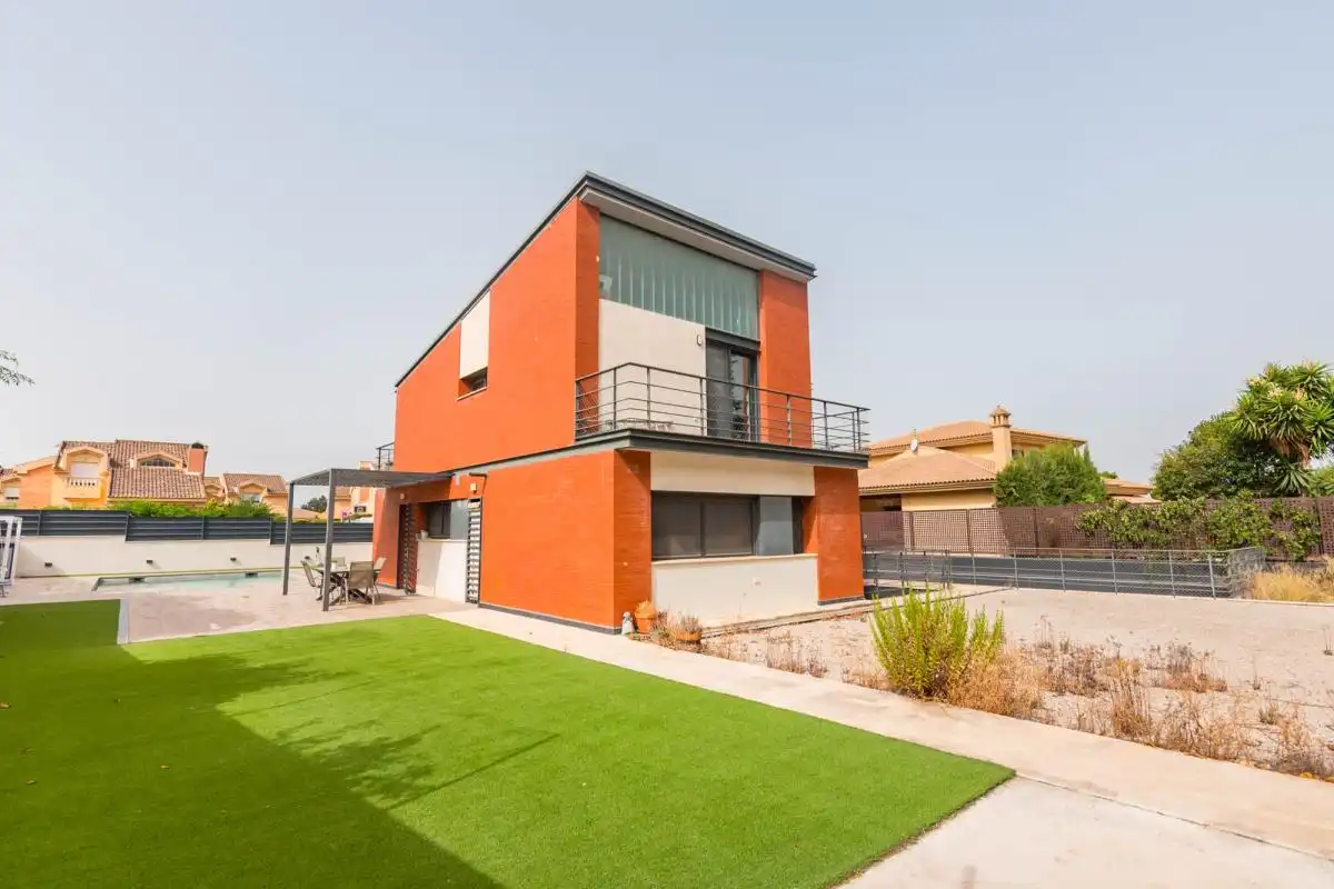 Vista exterior de Casa o xalet en venda en Molina de Segura amb Aire condicionat, Calefacció i Jardí privat
