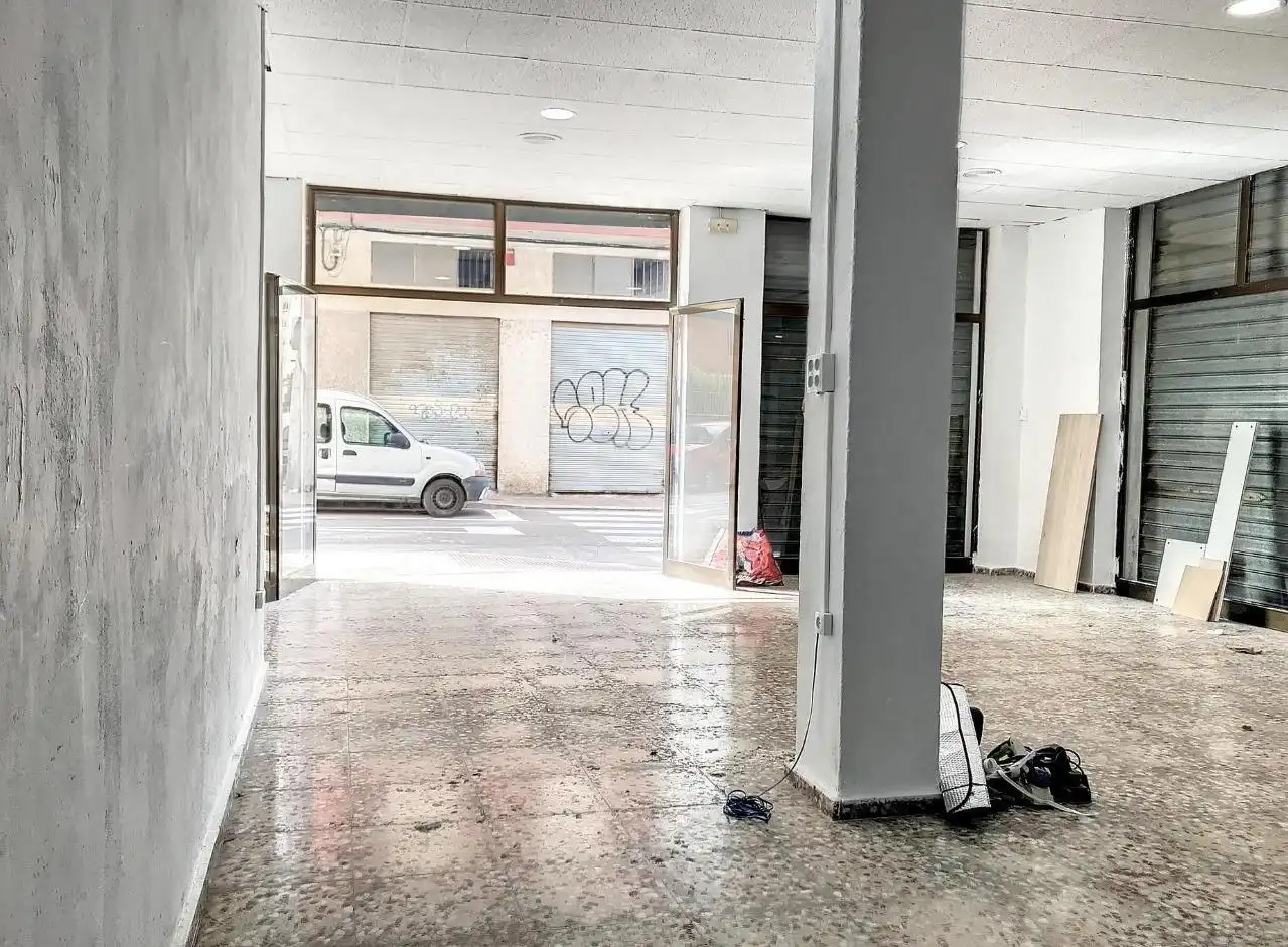 Local comercial en venda a San Gabriel - Palmeral - Urbanova, imagen 2