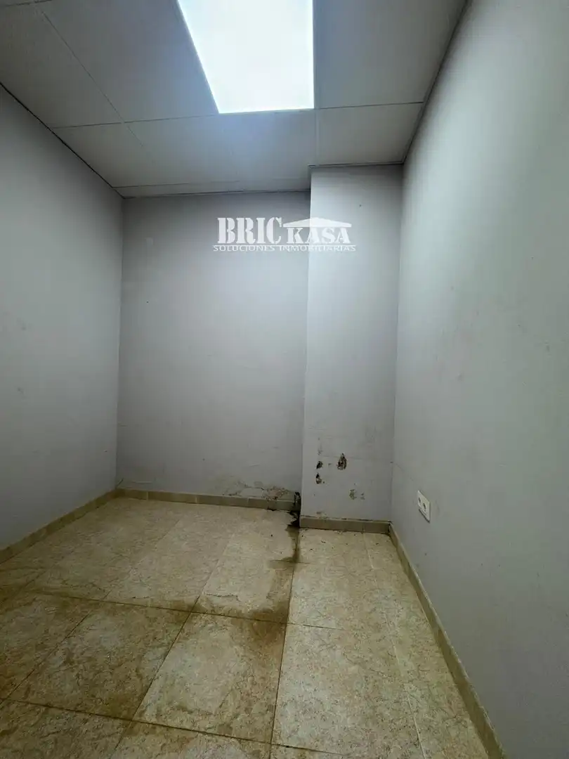 Local comercial en alquiler en SANTA LUISA DE MARILLAC, imagen 6