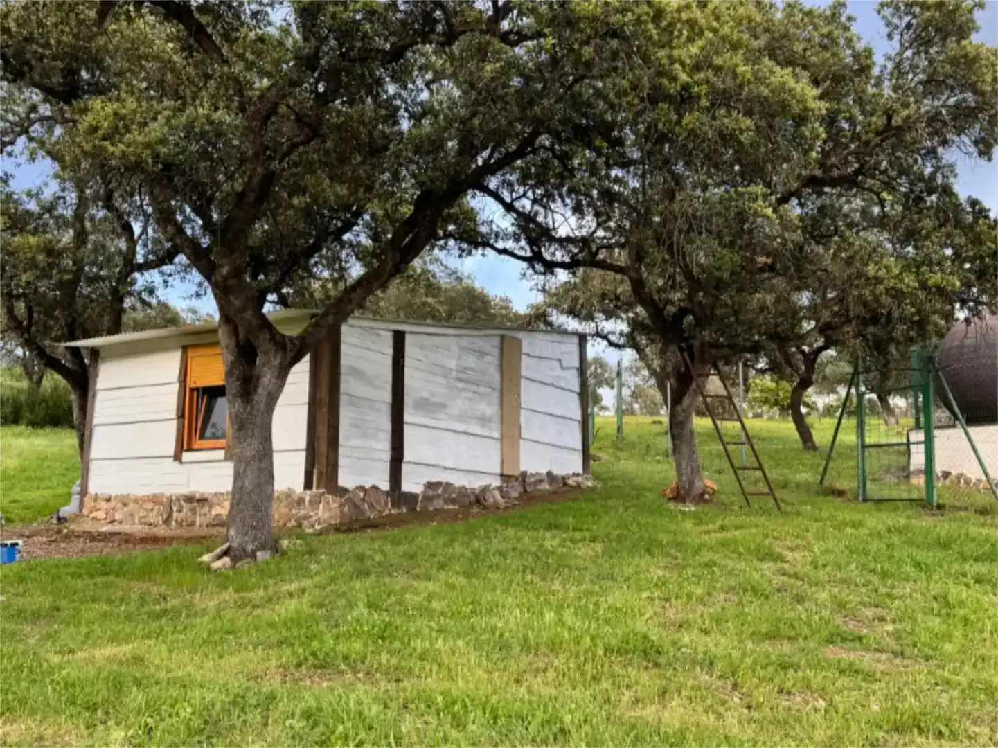 Vista exterior de Finca rústica en venta en El Madroño con Aire acondicionado, Jardín privado y Parquet
