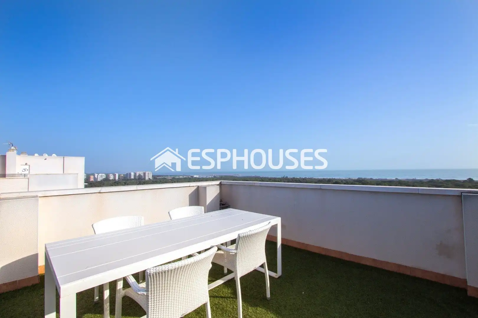Ático con terraza en venta en Puerto Deportivo, imagen 18