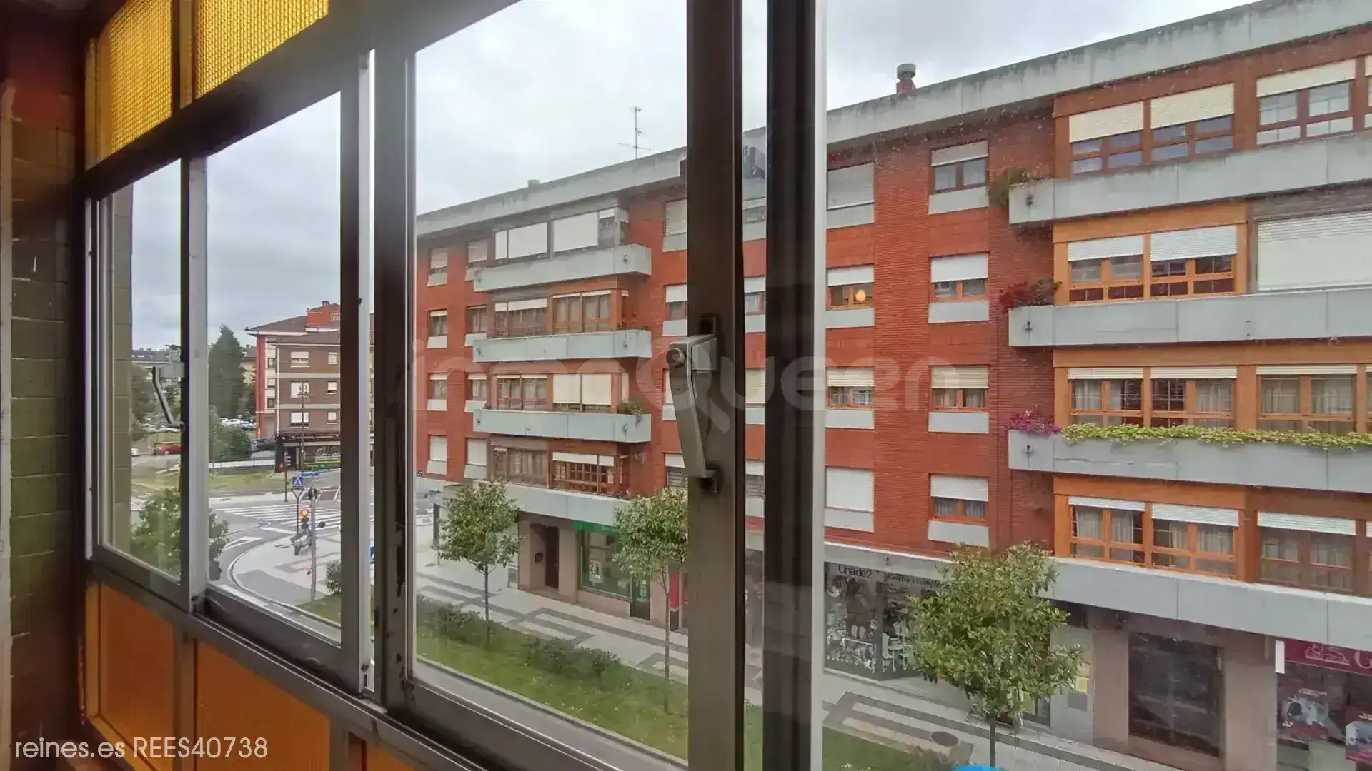 Vista exterior de Piso de alquiler en Siero con Calefacción, Terraza y Amueblado