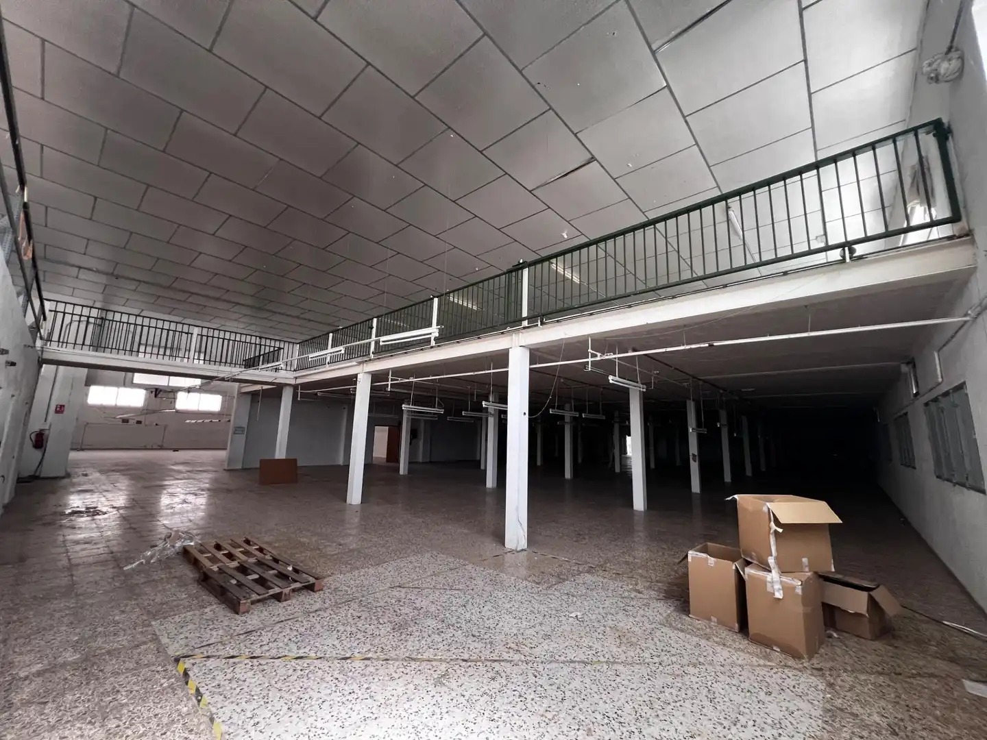 Industrial buildings for rent in Albatera