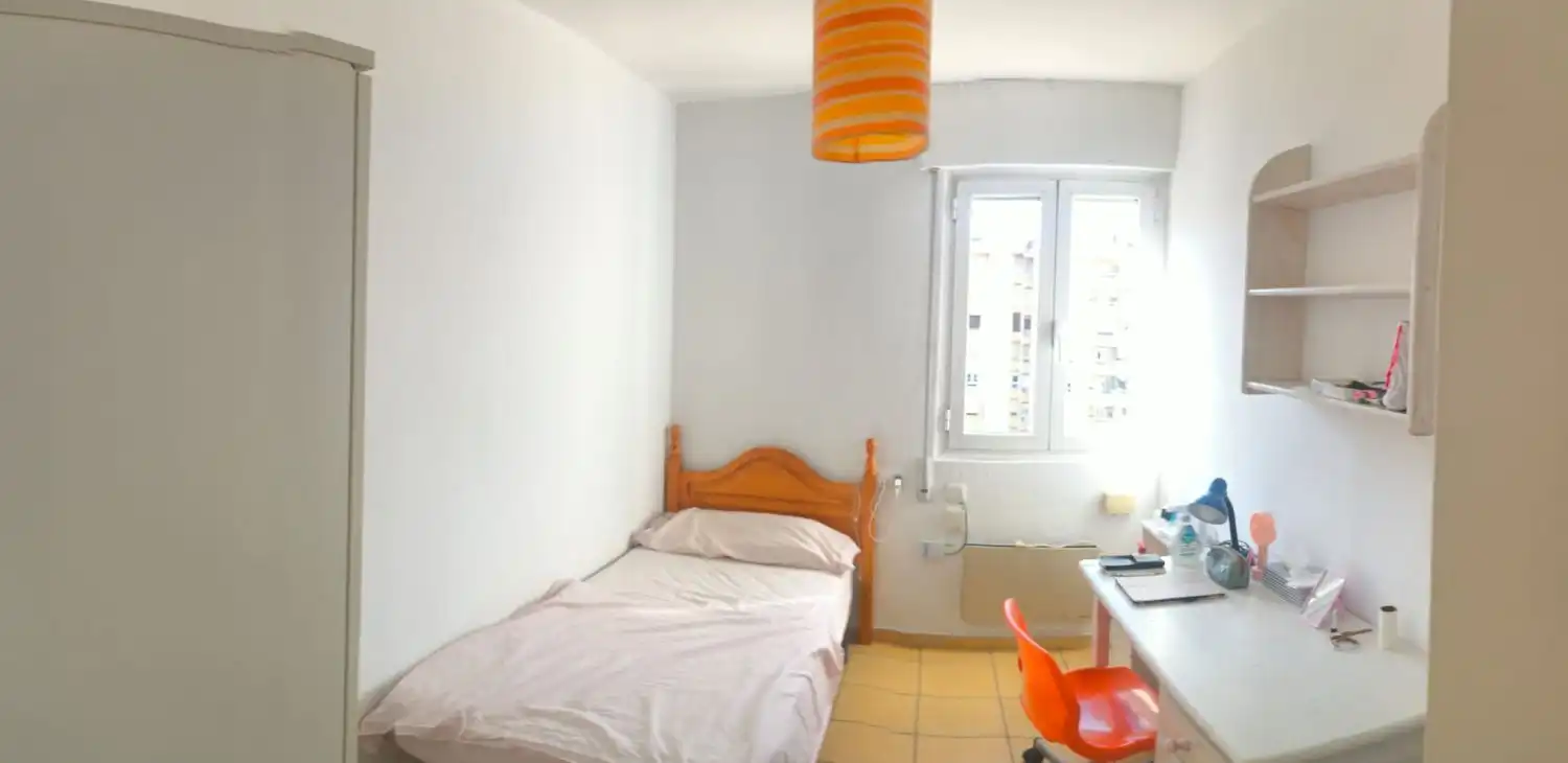 Habitación de Piso de alquiler en Jaén con Terraza