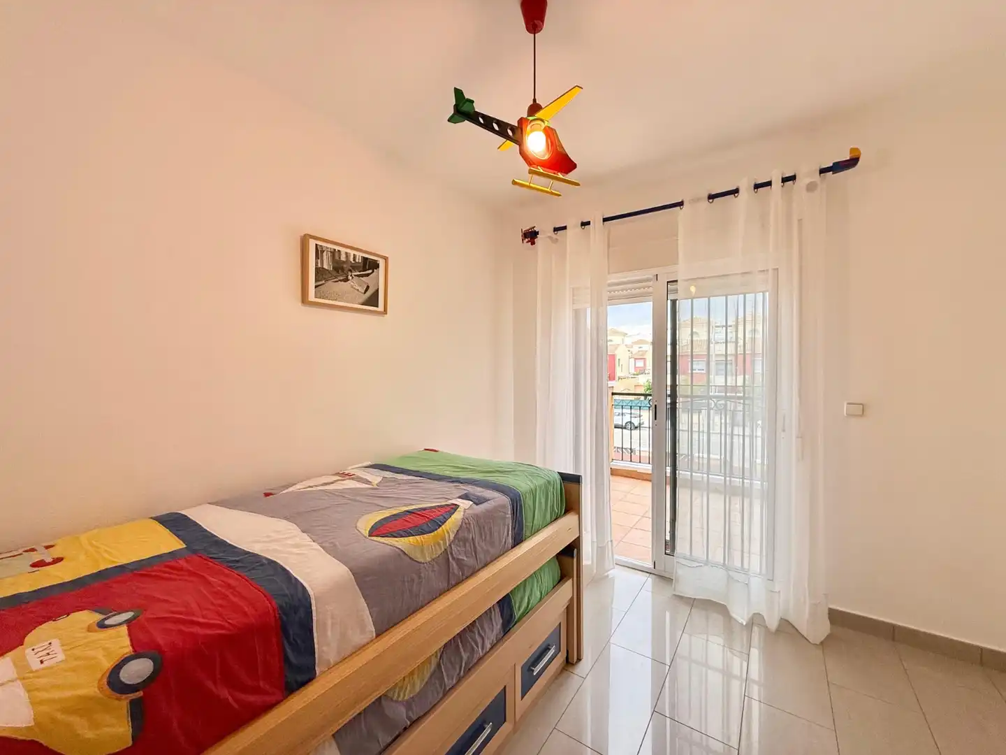 Habitación de Casa adosada de alquiler en Pilar de la Horadada con Aire acondicionado, Calefacción y Jardín privado