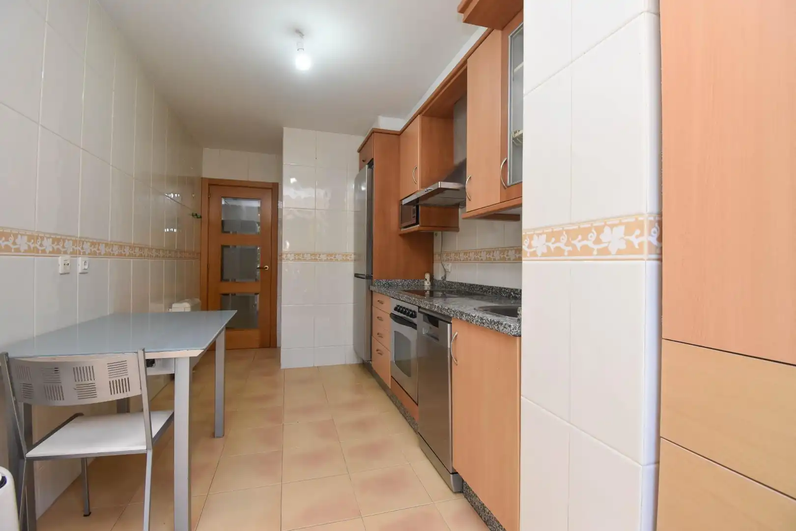 Küche von Wohnung zur Miete in Cambre  mit Heizung
