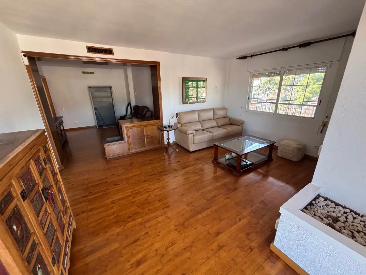 Living room of Flat for sale in Castelldefels  with Air Conditioner, Heating and Parquet flooring