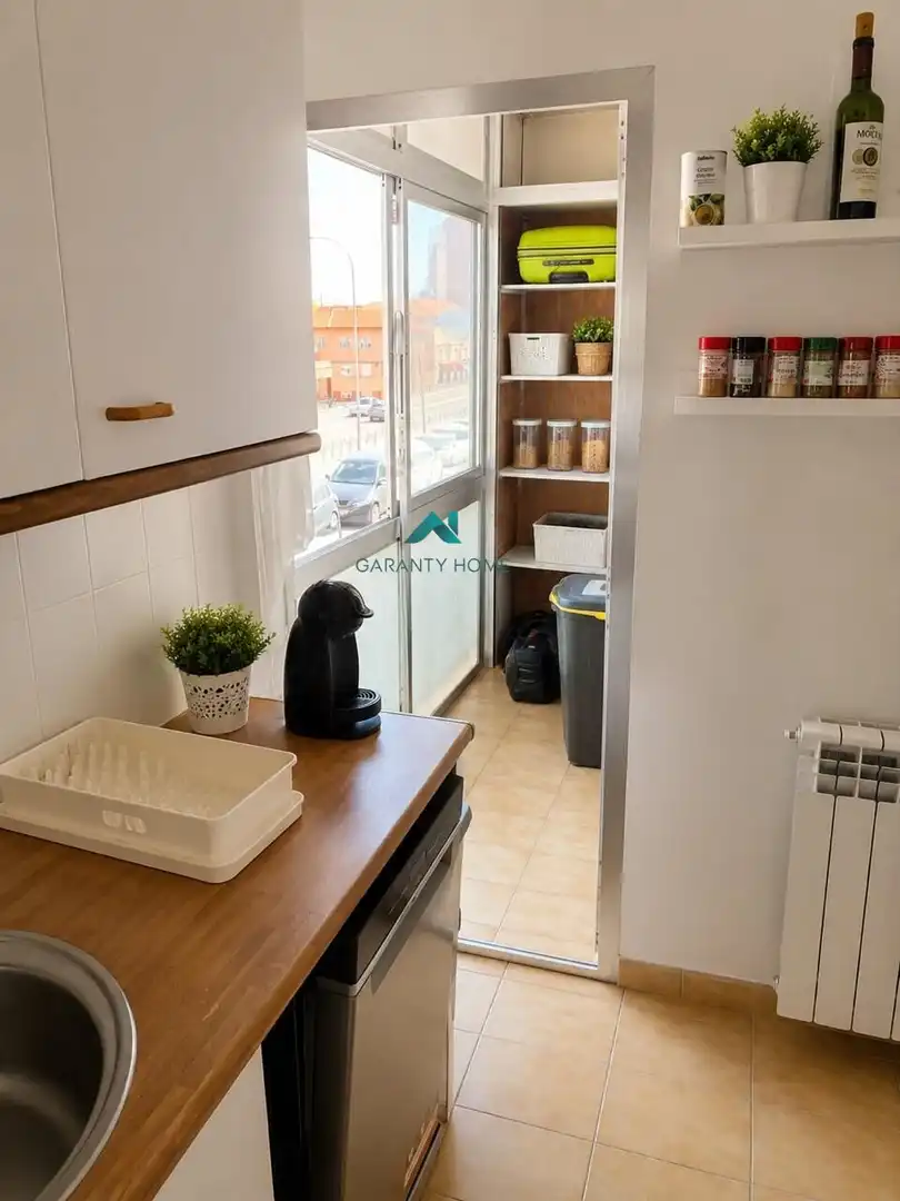 Cocina de Piso de alquiler en Madrid con Amueblado