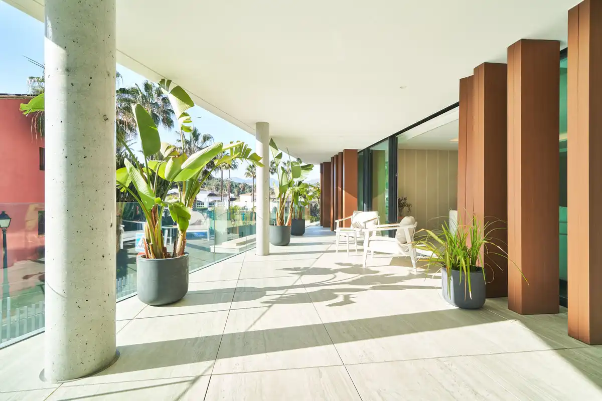 Flat with pool for sale in Estepona - Estepona,Centro,Avenida Juan Carlos I, imagen 11