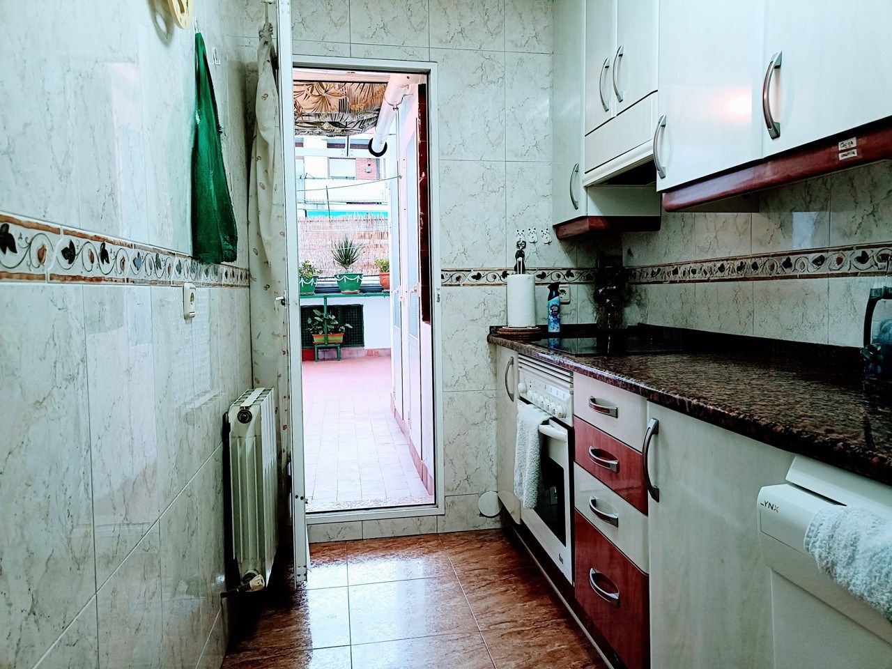 Kitchen of Flat to rent in  Madrid Capital  with Air Conditioner, Heating and Terrace
