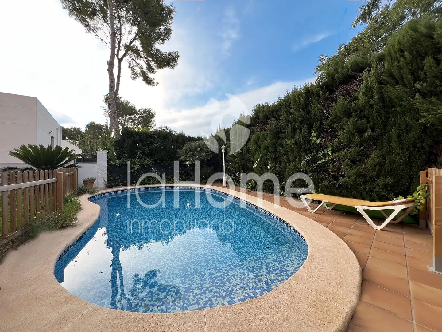 Vista exterior de Casa o chalet en venta en Paterna con Aire acondicionado, Calefacción y Jardín privado