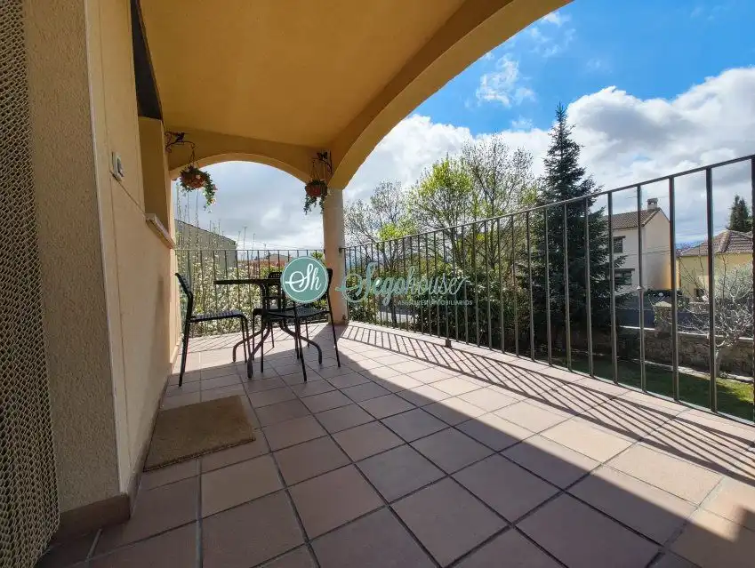 Terraza de Casa o chalet en venta en San Cristóbal de Segovia con Calefacción, Jardín privado y Terraza