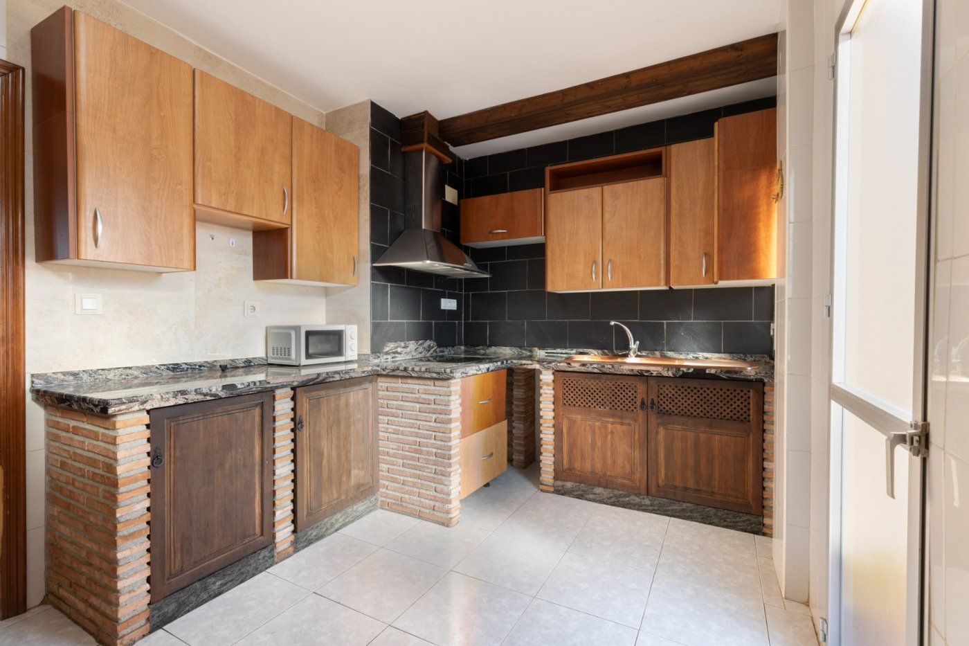Kitchen of Flat for sale in Moraleda de Zafayona  with Air Conditioner, Heating and Terrace