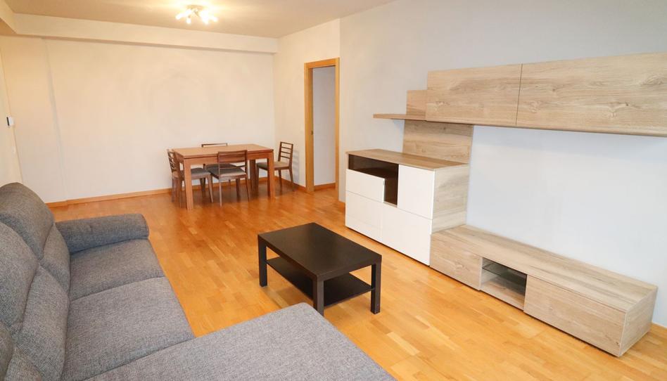 Foto 1 de Piso de alquiler en Ingeniero Alejandro Mendizabal, Salburua - Arantzabela, Araba - Álava