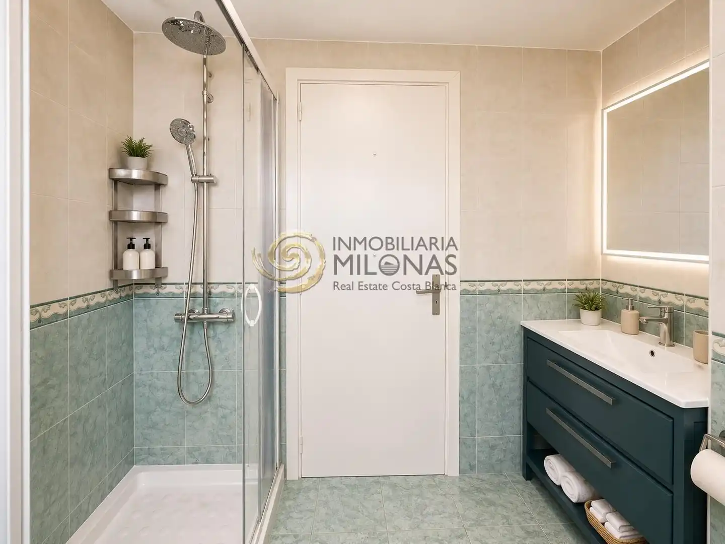 Badezimmer von Wohnungen zum Verkauf in Benidorm mit Klimaanlage, Heizung und Terrasse