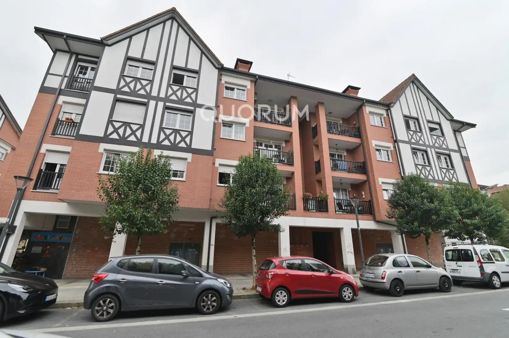 Vista exterior de Pis en venda en Larrabetzu amb Calefacció, Terrassa i Moblat