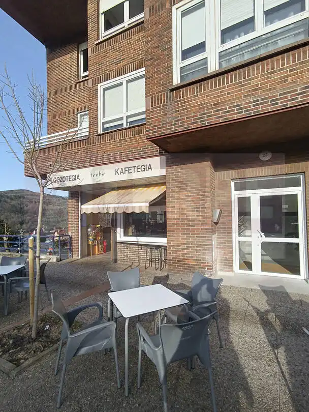 Local comercial en venda a Kaputxinoak / Capuchinos - Galtzaraborda, imagen 3