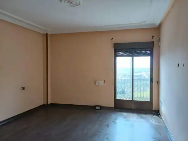 Flat for sale in De Cazorla, Torreperogil