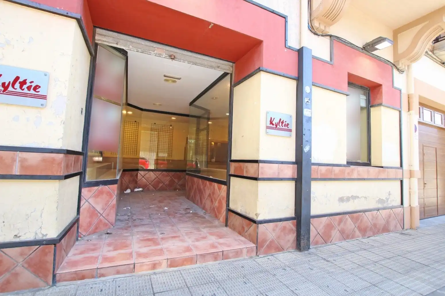 Local comercial en venta en Tafalla - Calle DIPUTACIÓN FORAL