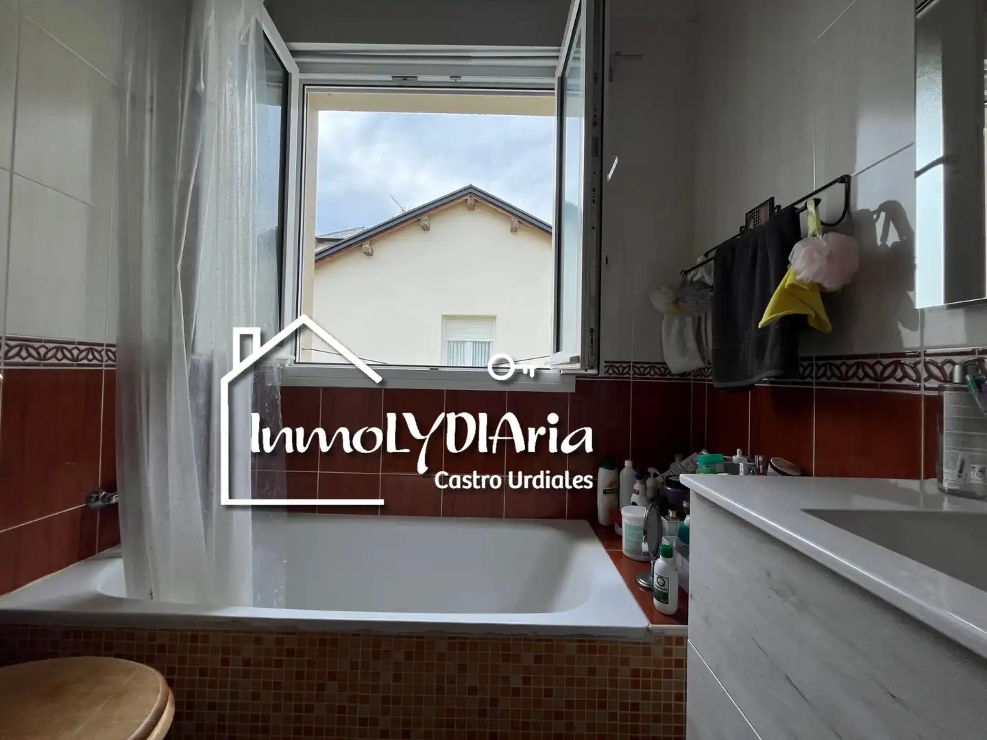 Casa o xalet en venda a Barrio Mioño, Mioño - Santullán