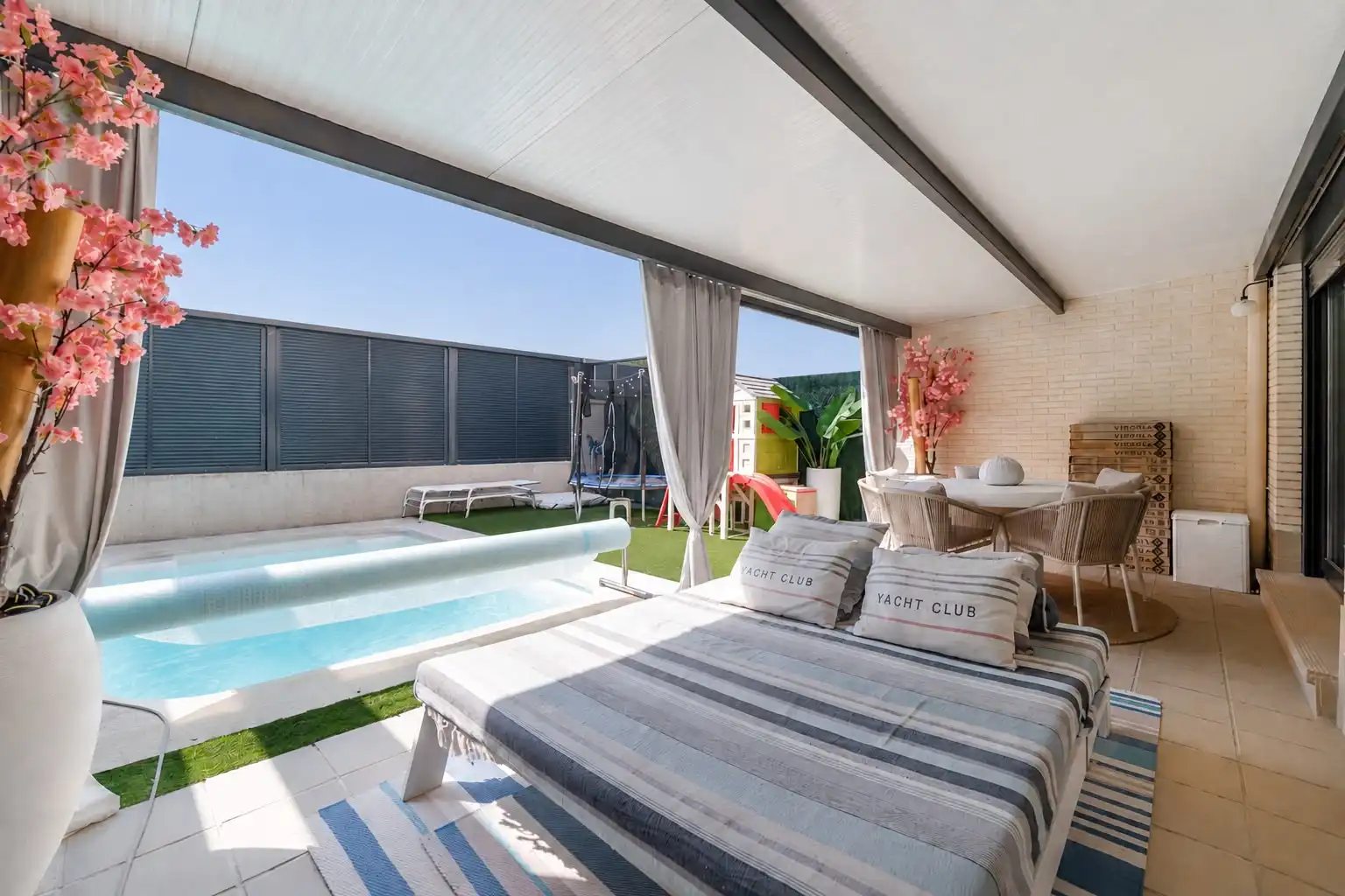 Terraza de Casa o chalet en venta en Rivas-Vaciamadrid con Aire acondicionado, Calefacción y Jardín privado