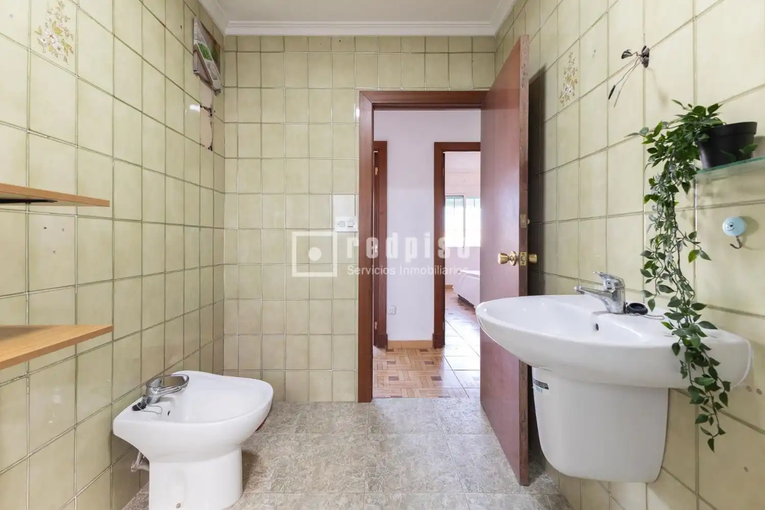 Baño de Piso en venta en Valencia con Aire acondicionado, Calefacción y Terraza