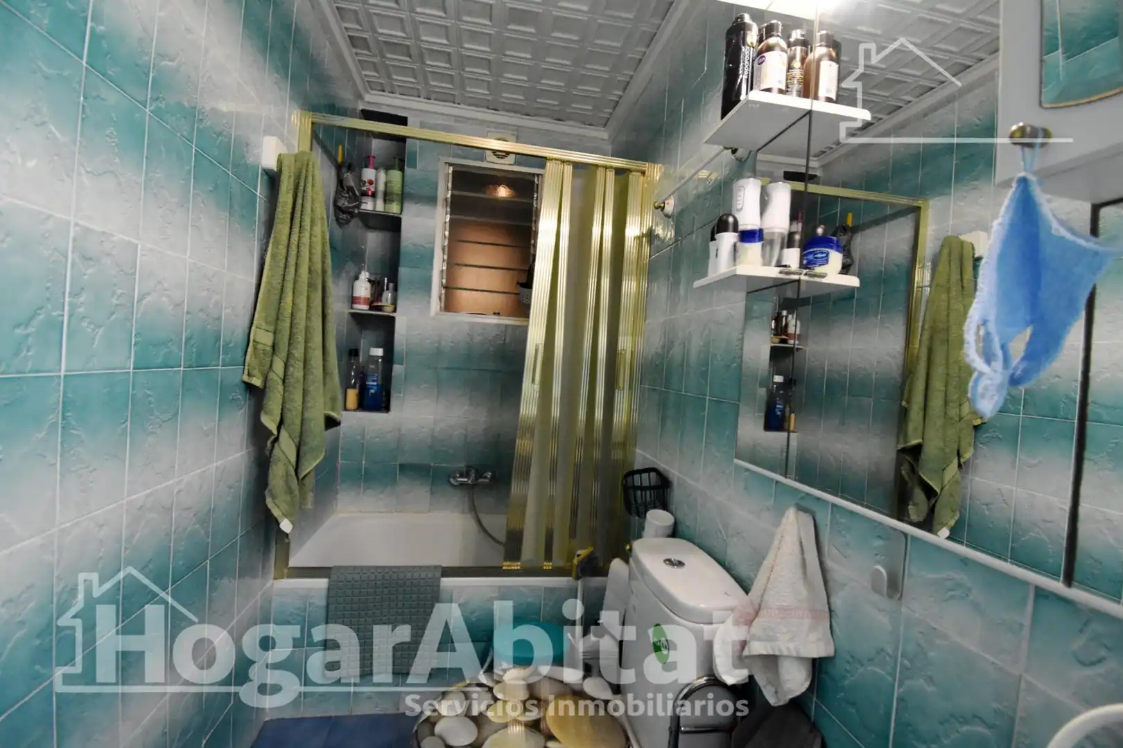 Baño de Piso en venta en Almoines con Aire acondicionado