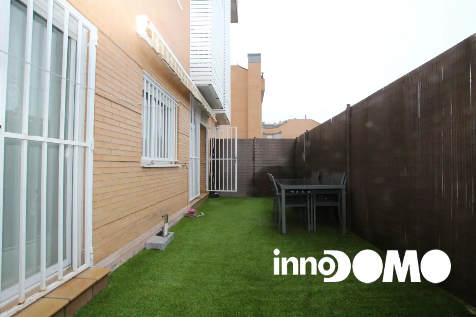 Jardín de Piso en venta en Colmenar Viejo con Calefacción, Trastero y Alarma