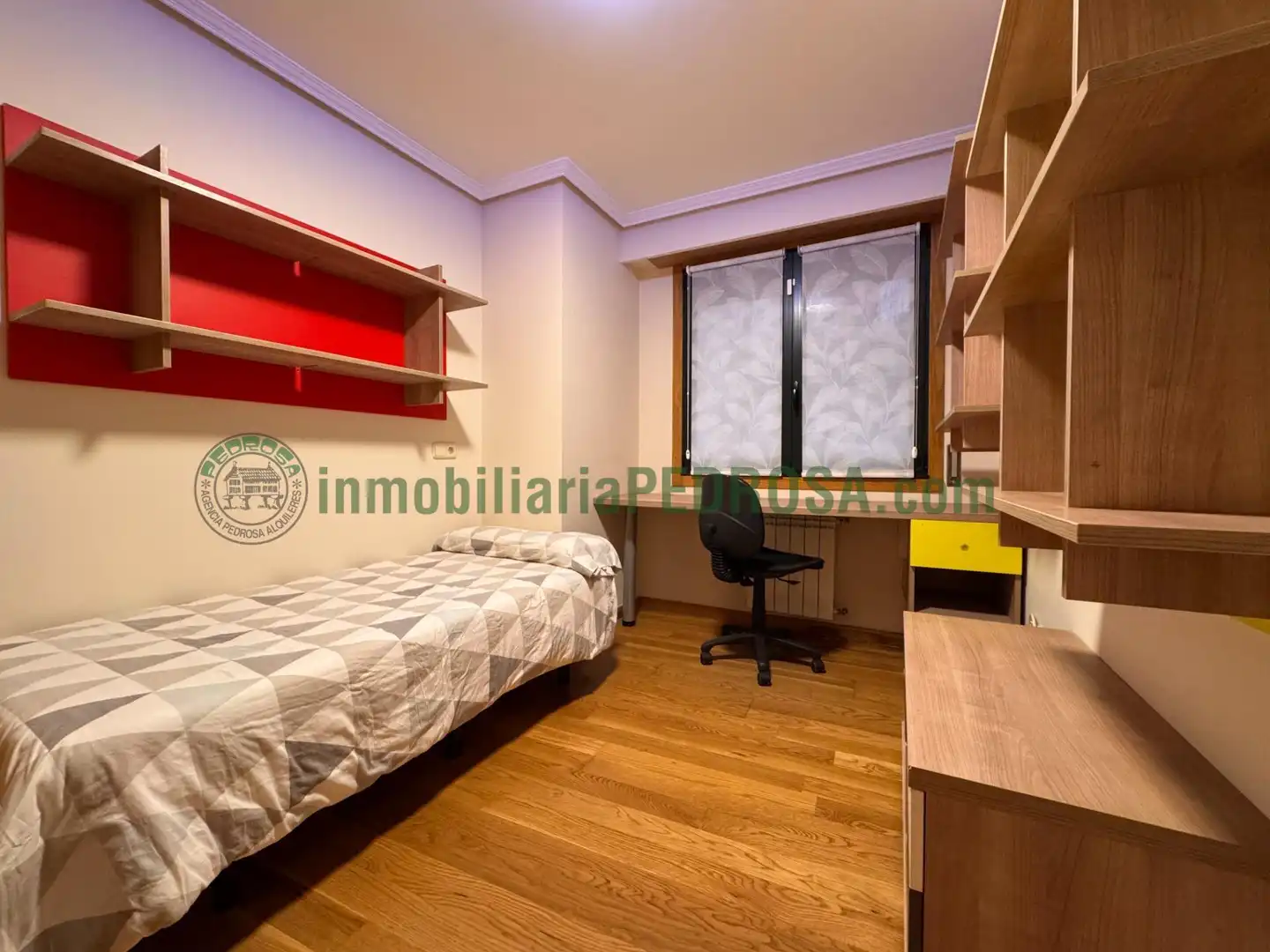Bedroom of Flat for sale in Pontevedra Capital   with Heating, Terrace and Storage room