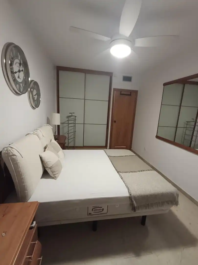 Habitación de Casa adosada de alquiler en Córdoba con Aire acondicionado