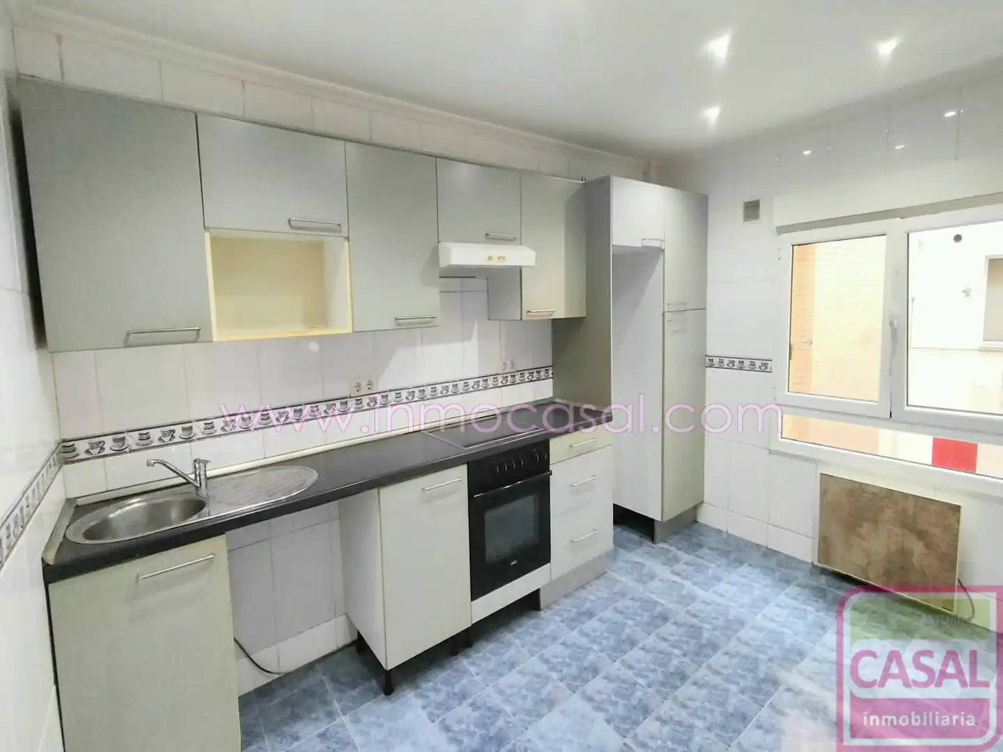 Cocina de Piso en venta en Proaza con Calefacción