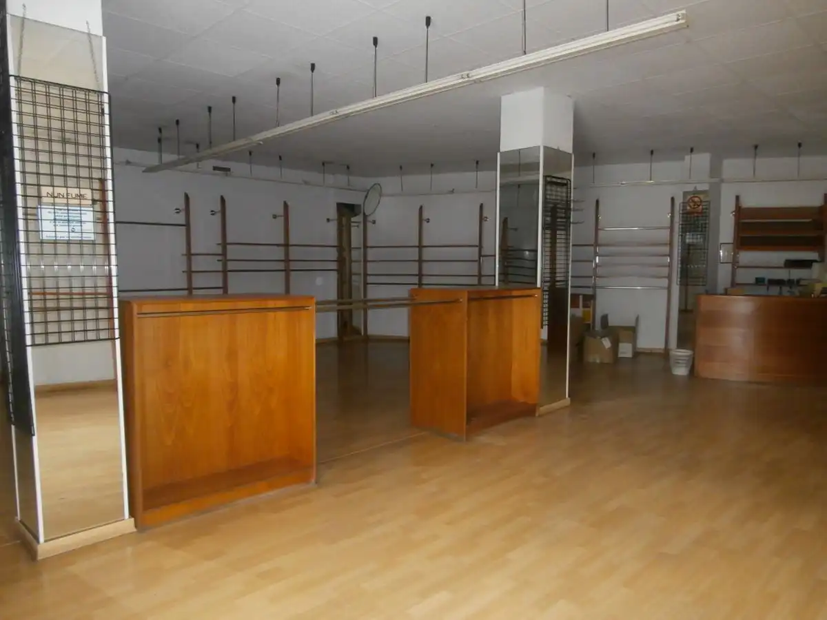 Locale commerciale in affitto a Grado, imagen 9