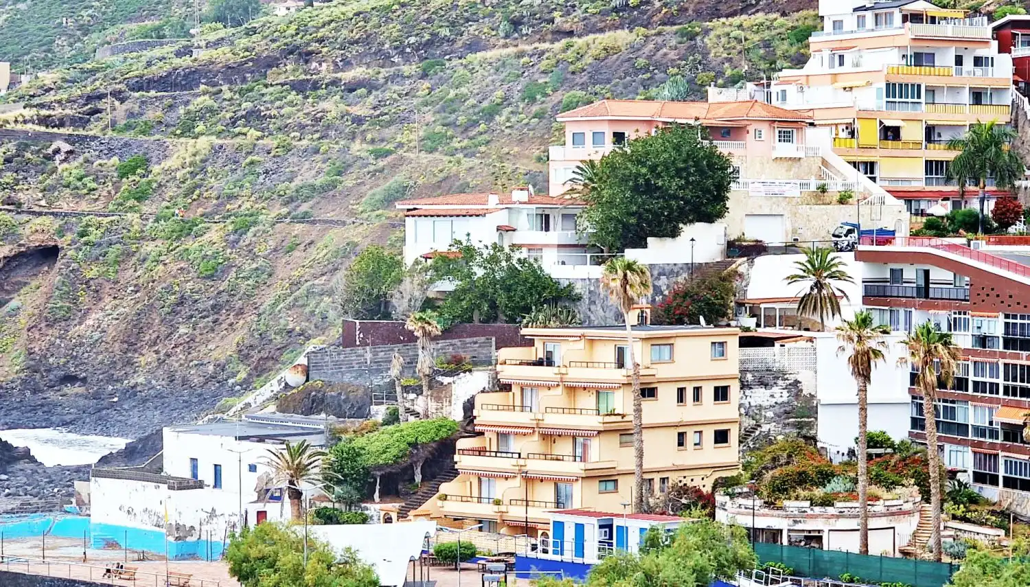 Vista exterior de Casa o xalet en venda en Tacoronte amb Jardí privat i Piscina
