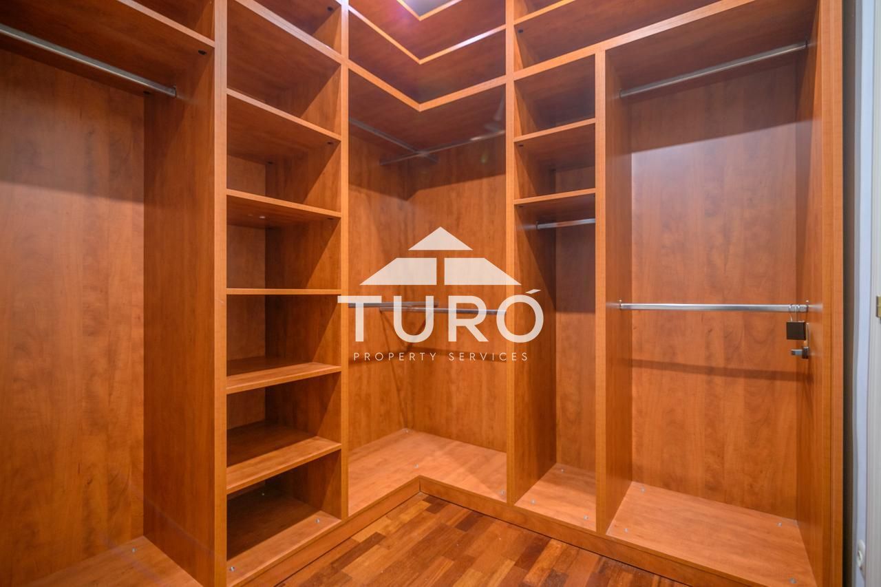 Bedroom of Flat for sale in  Barcelona Capital  with Heating