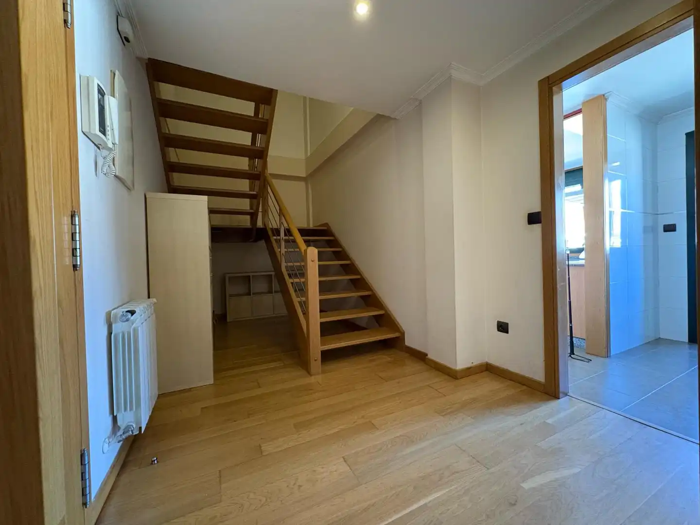 Maisonette zum Verkauf in Santiago de Compostela  mit Heizung, Parkett und Abstellraum
